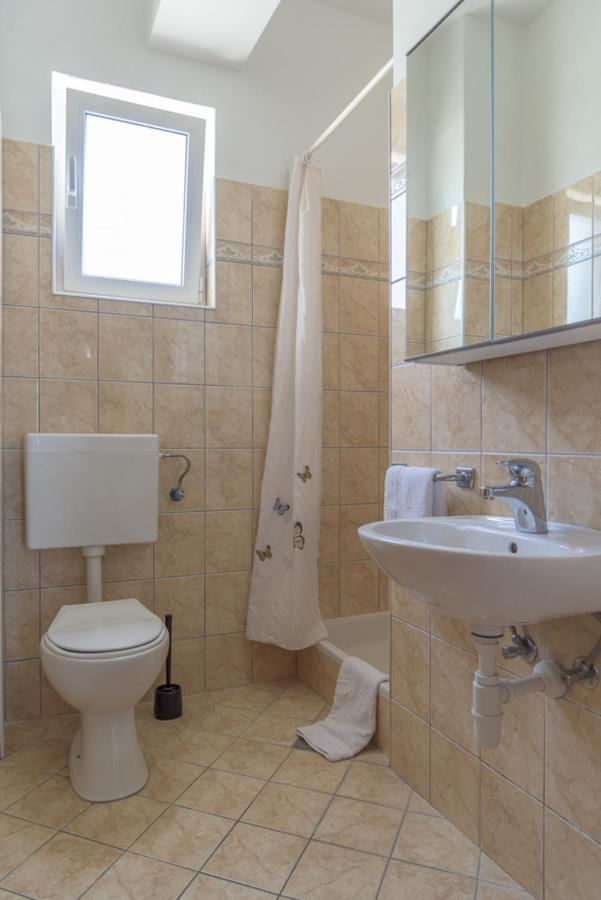 Rasin Apartments Pakoštane Zewnętrze zdjęcie