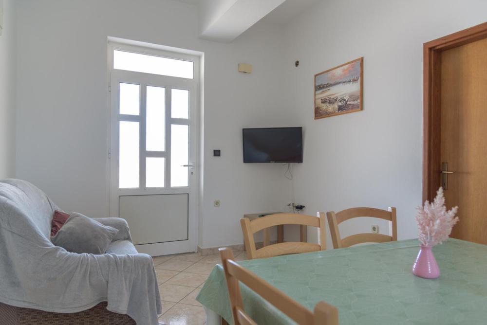 Rasin Apartments Pakoštane Zewnętrze zdjęcie