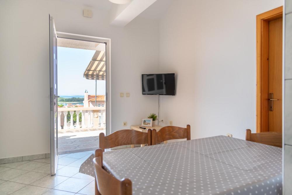 Rasin Apartments Pakoštane Zewnętrze zdjęcie