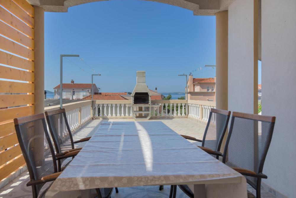 Rasin Apartments Pakoštane Zewnętrze zdjęcie